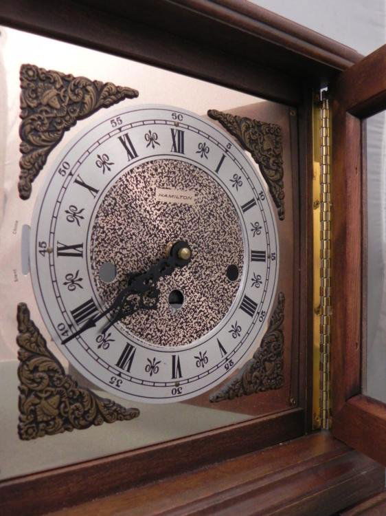 Hamilton Vintage Wood Converted WindUp Mantle Clock Lot 250050