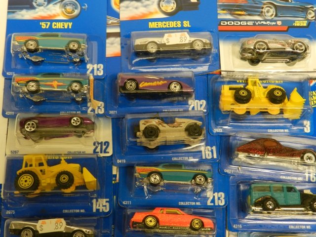 50 Hot Wheels Collector Number Blue Cards : Lot 10