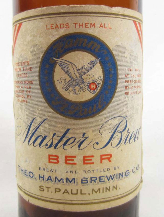 18 VINTAGE HAMMS BEER BOTTLE Lot 18