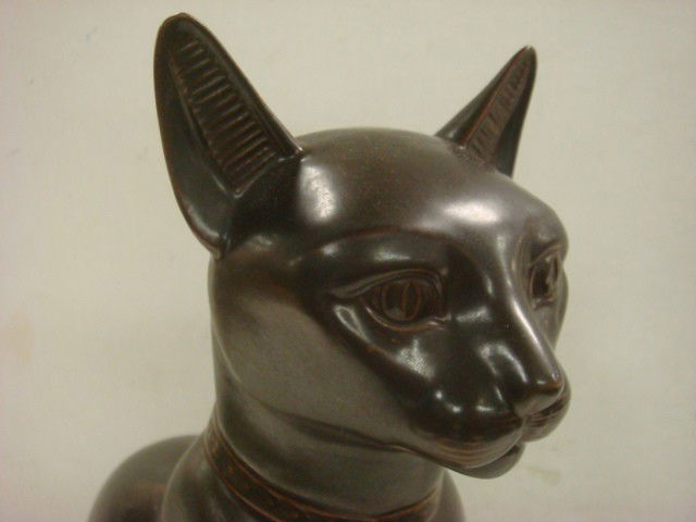 71: LLADRO Gris Egyptian Black Cat: : Lot 71