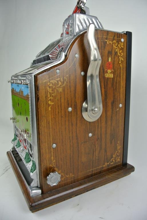 1929 MILLS BASEBALL NICKEL SLOT MACHINE Lot 143