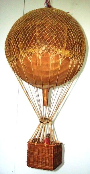 hot air balloon toy basket