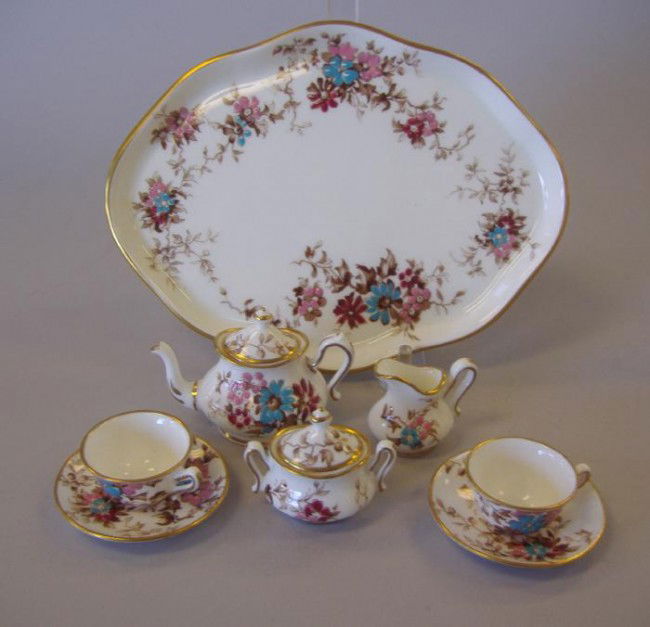 114: Crown Staffordshire Miniature Tea Set, Elizabethan : Lot 114