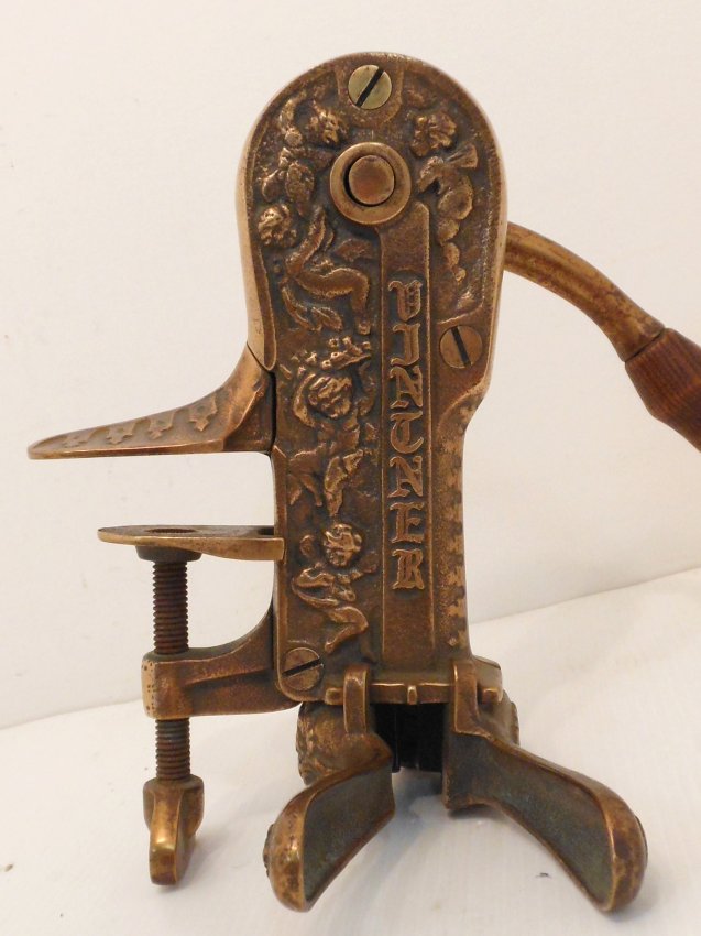 Vintage Vintner Brass Wine Bottle Opener Lot 84