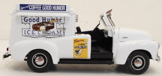 Two Danbury Mint Diecast Good Humor Trucks : Lot 373