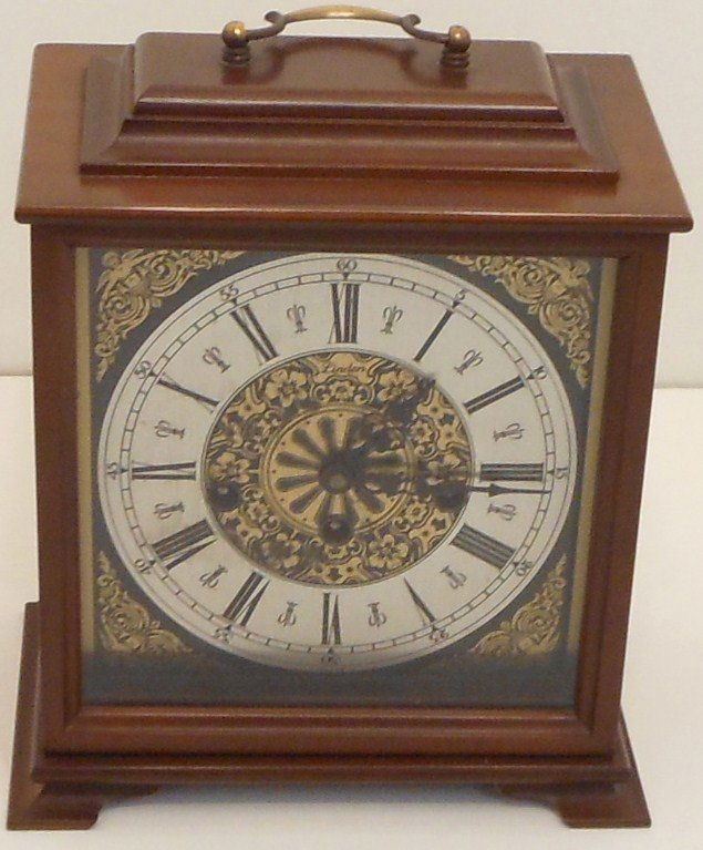 Vintage Linden Chiming Mantel Clock Lot 139
