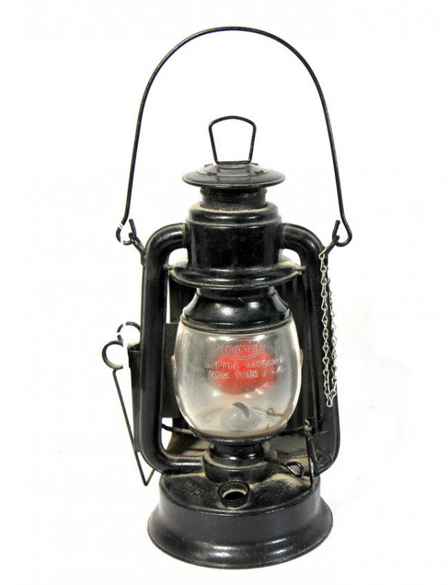 Dietz Little Wizard Lantern With Red Reflector 12" : Lot 263