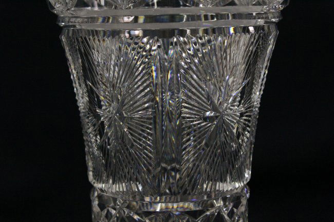 A rare hand cut Waterford crystal vase : Lot 118