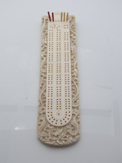Pair Hand Carved Ivory Cribbage Board Dragon Motif Japa : Lot 17