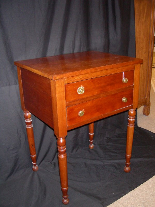 790 ANTIQUE 2 DRAWER MAPLE SPINDLE LEG NIGHT STAND Lot 790