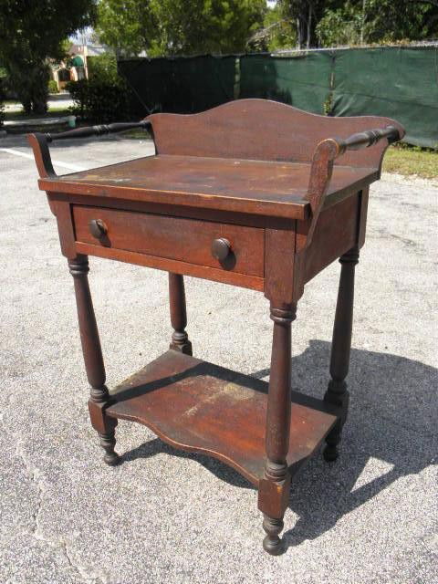 350: ANTIQUE SINGLE DRAWER WOODEN WASH STAND : Lot 350