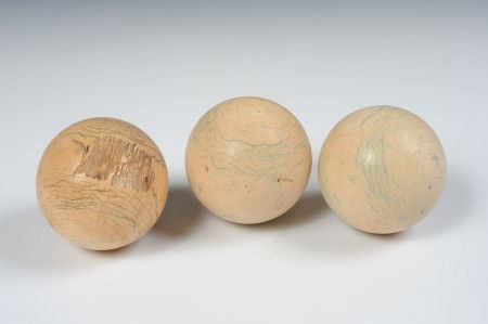 Set Of Vintage Brunswick Ivory Billiard Balls : Lot 185