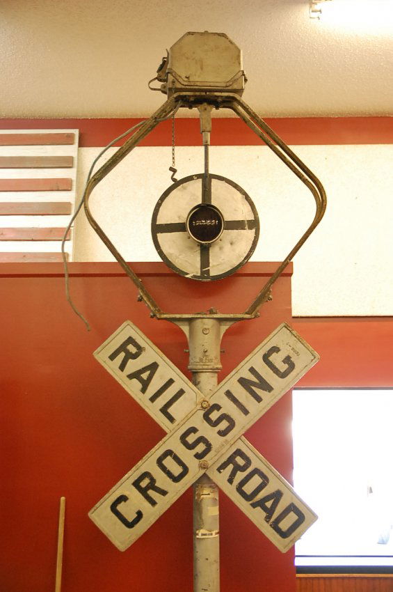 WRRS RAILROAD AUTOFLAG 5 WIG WAG 'HARP' Lot 241