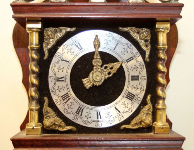 FRANZ HERMLE WEST GERMAN MID 20TH CENTURY CLOCK Lot 466