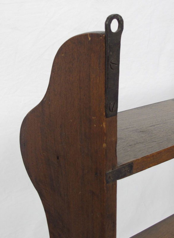 92 AMERICAN PRIMITIVE WHALE TAIL SHELF Lot 92