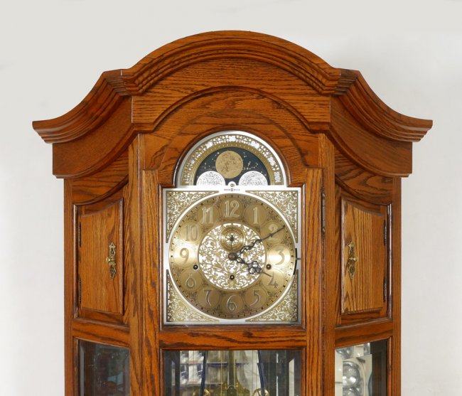 HOWARD MILLER REMEMBRANCE GRANDFATHER CLOCK Lot 169