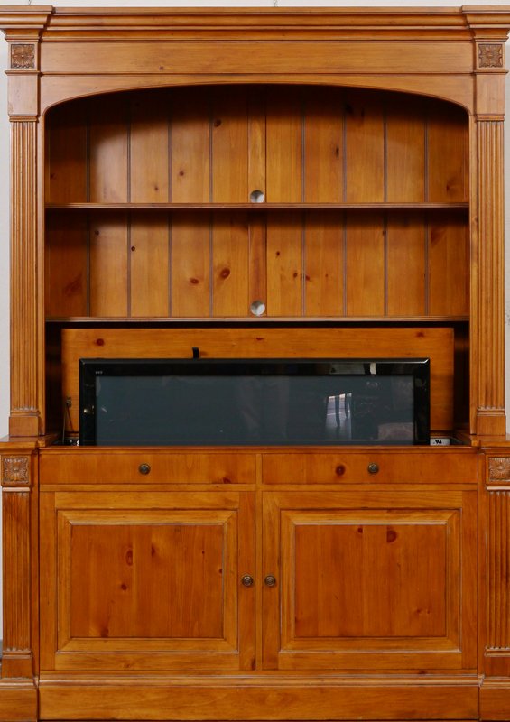 ETHAN ALLEN TELEVISION LIFT Lot 1223