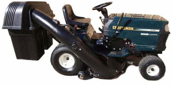 110: SEARS RIDING LAWN MOWER TRACTOR 15HP ENGINE : Lot 110