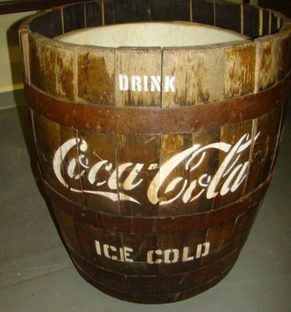4402 Wooden Barrel CocaCola Ice Cooler Lot 4402