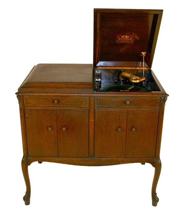 196: Victrola VV-220 Mahogany Console Phonograph : Lot 196