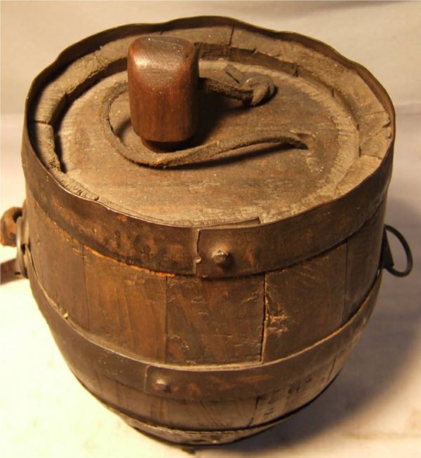 3150 Civil War Period Black Powder Keg, 11 1/2H x 8 1/ Lot 3150