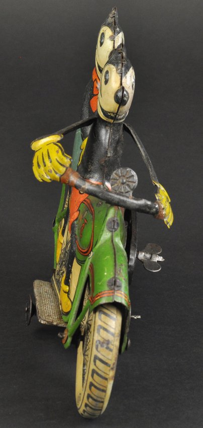 MICKEY AND MINNIE MOUSE RIDING MOTORCYCLE : Lot 759