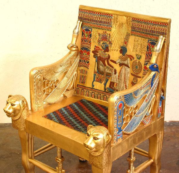 38 Reproduction Chair of Tutankhamun's Golden Throne Lot 38