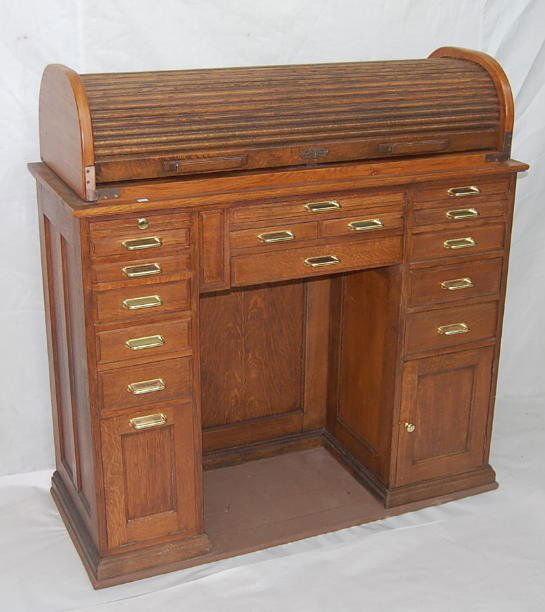 120A Roll Top Jeweler's Bench Lot 120A