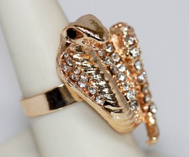 FASHION JEWELRY CZ AND BLACK CZ KING COBRA BRASS RING