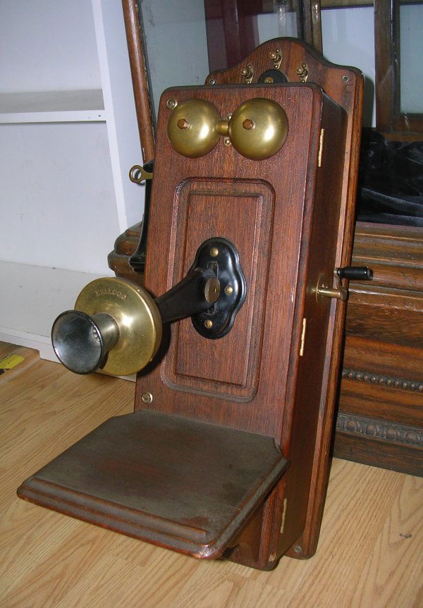 VINTAGE 1901 KELLOGG WALL CRANK PHONE TELEPHONE Lot 165