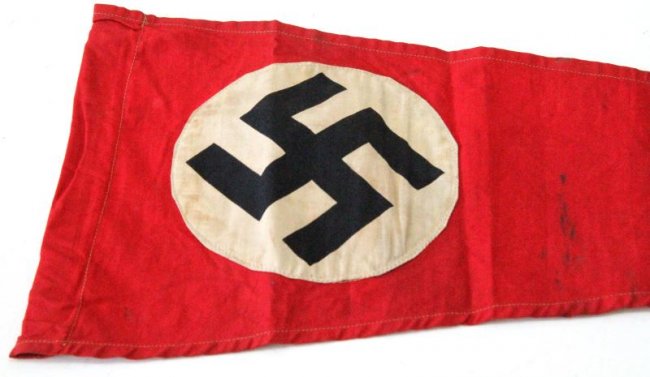 GERMAN WWII THIRD REICH TRIANGLE FLAG : Lot 1304