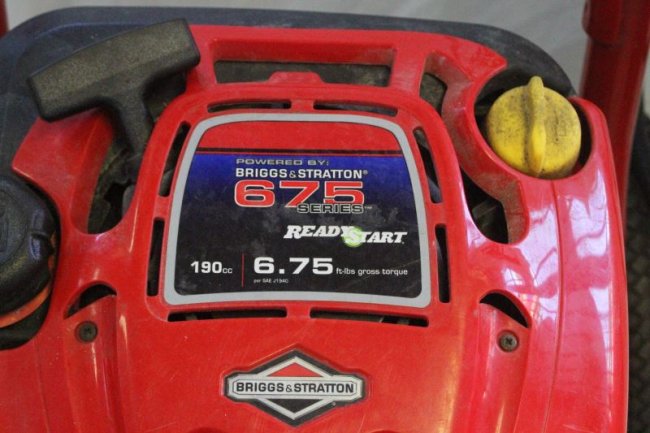 TROY-BILT 2500 PSI 2.3 GPM PRESSURE WASHER : Lot 1461