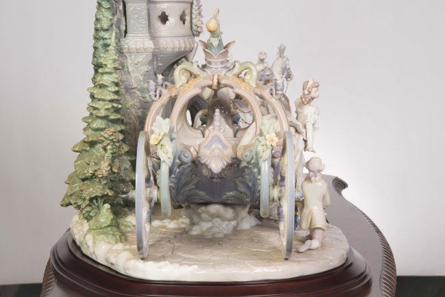 lladro cinderella carriage price