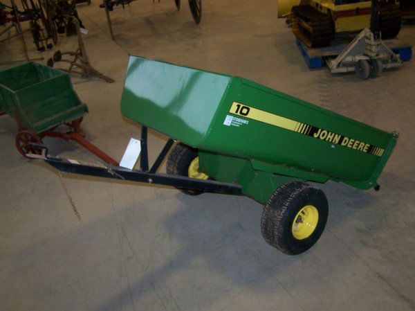 116A: John Deere 10 Tractor Dump Cart : Lot 116A