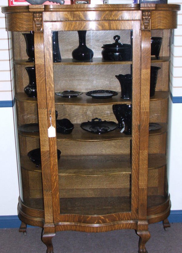 276 Oak Curved Glass China w/carved lions head Lot 276