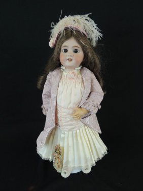 Dolls for Sale in Online Auctions