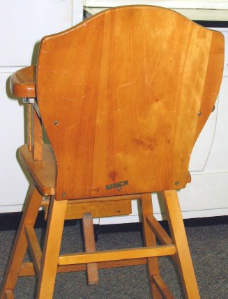 585: 1950s Vintage Baby High Chair W Decals : Lot 585