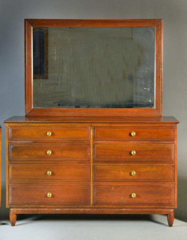 277 (5) Pieces Willett Transitional Cherry Furniture Lot 277