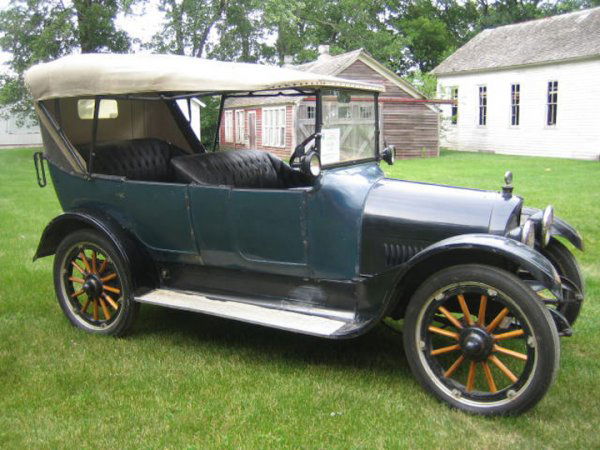 46h: 1915 Reo Touring Car : Lot 46h