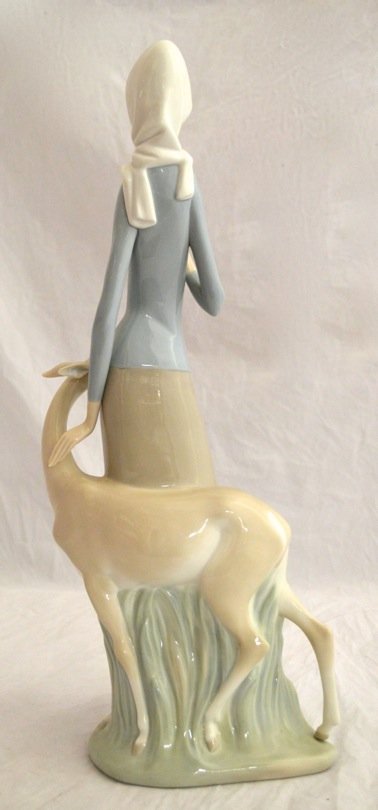 lladro deer figurine