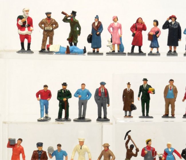 Grouping of miniature diecast lead figurines Lot 338