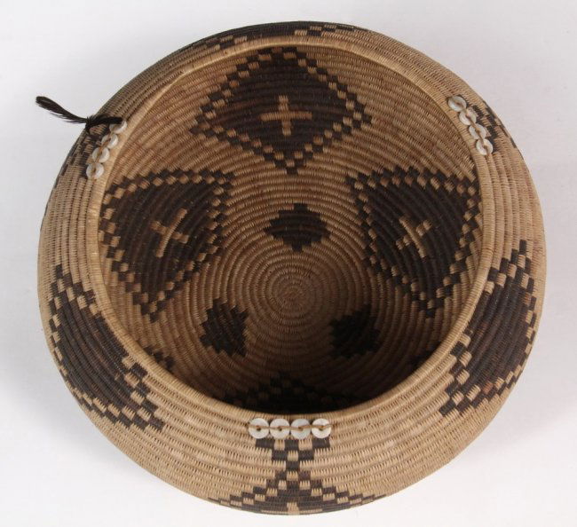 FINE NATIVE AMERICAN BASKET Pomo Indian Coil Built Lot 1109