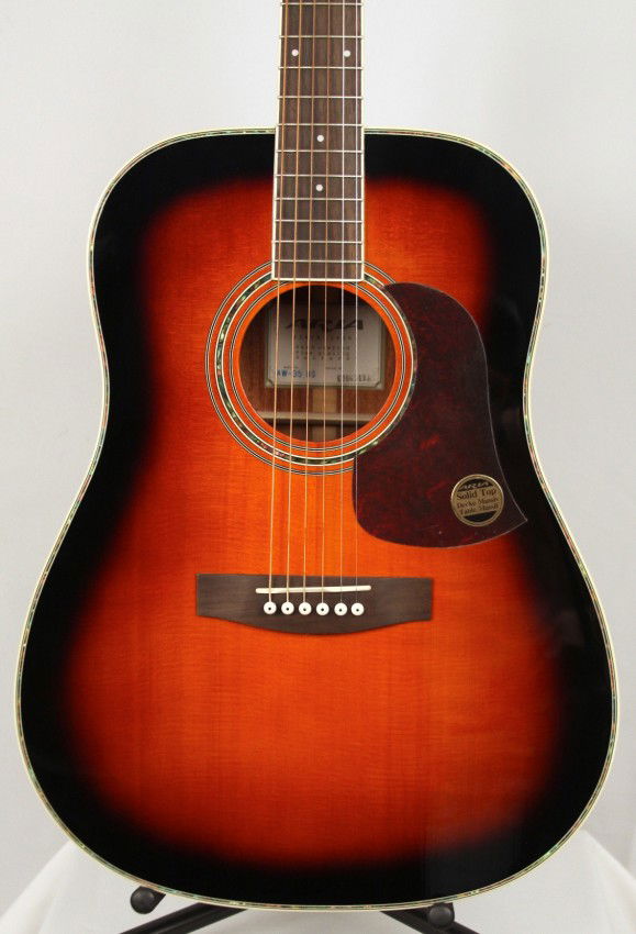 Aria AW-35 Vintage Sunburst Acoustic Guitar DGUI41 : Lot 91